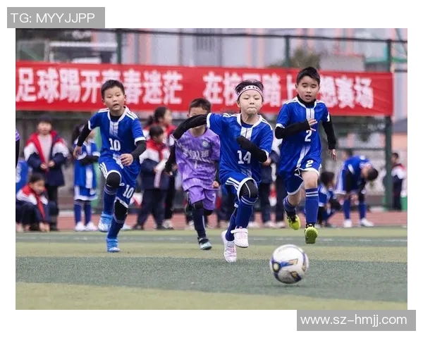 足球明星的孩子们在绿茵场上的精彩瞬间与成长故事视频合集